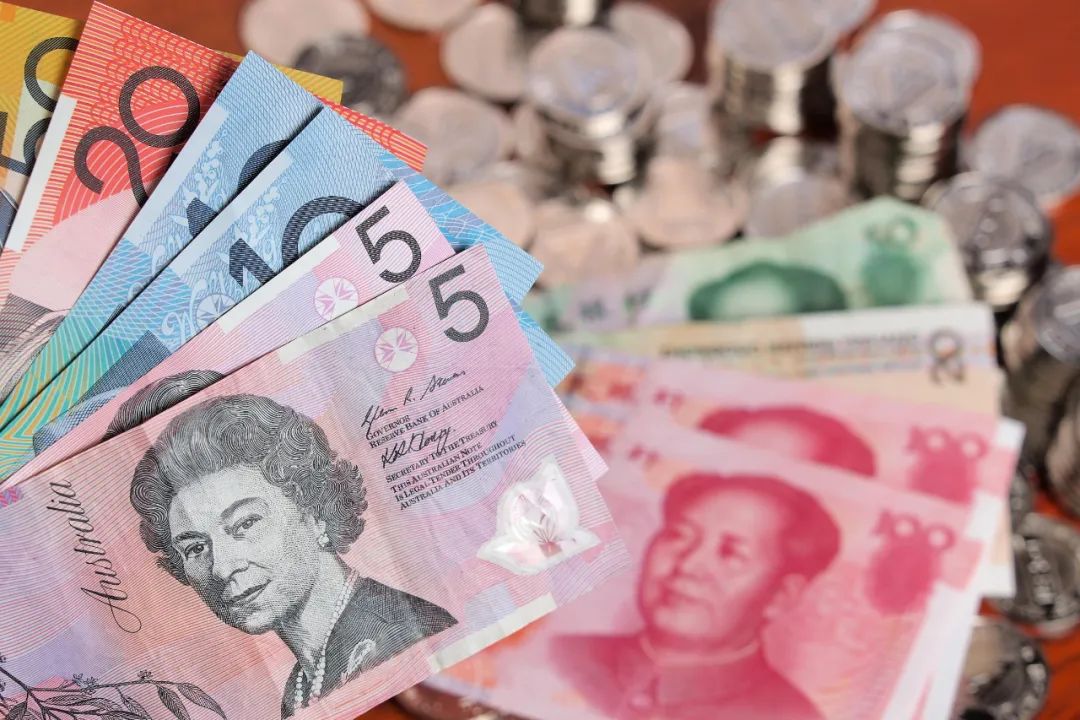 假期回国的留学生，都有哪些社死名场面？穿搭脱节、中英混杂、上厕所不带纸......像不像看到镜子里的自己？