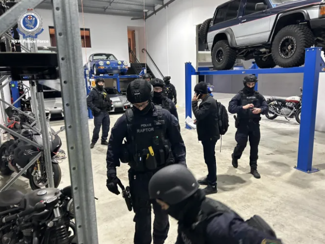 澳洲币圈大佬被捕！缴获法拉利等豪车数辆！原来都是骗局！