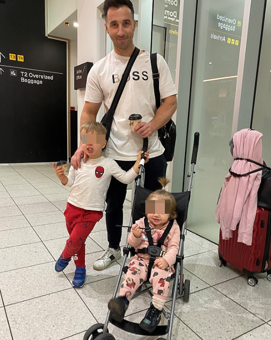 惊恐！ 载200人的波音飞机万米高空自由落体，飞行员重伤，空姐被甩到空中，乘客尖叫爆哭（组图）