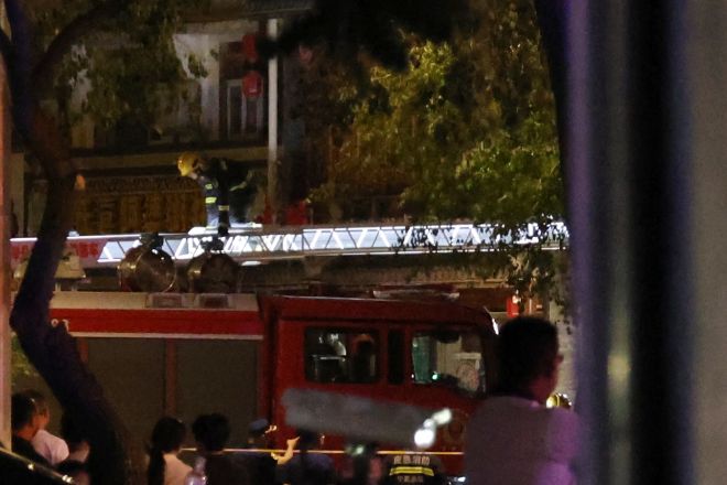 宁夏银川烧烤店爆炸已致31死7伤！现场画面曝光：正值用餐高峰，二楼有KTV包间